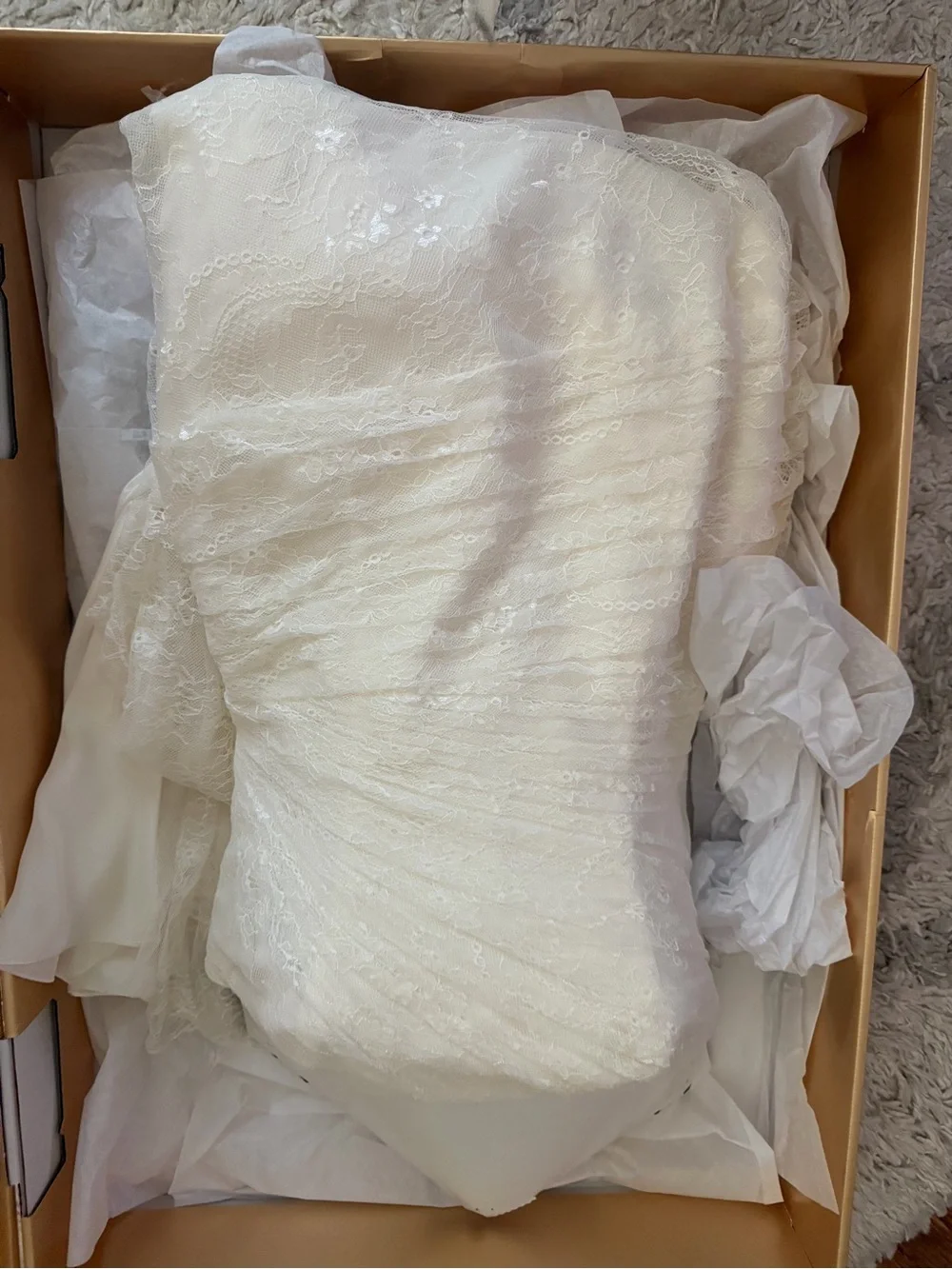 White by Vera Wang Ivory Lace Strapless Skirted Gown in Original box